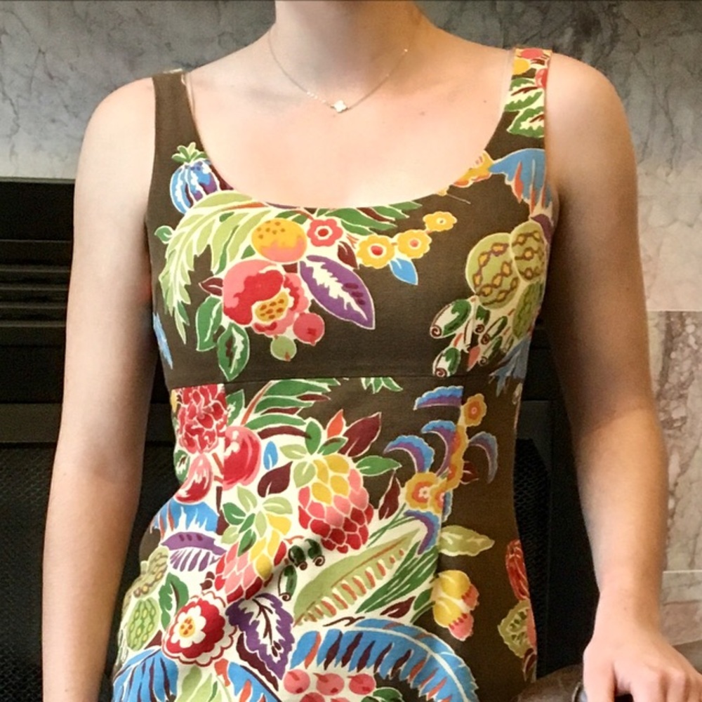 Talbots Sz 6P floral on warm brown dress. Petite